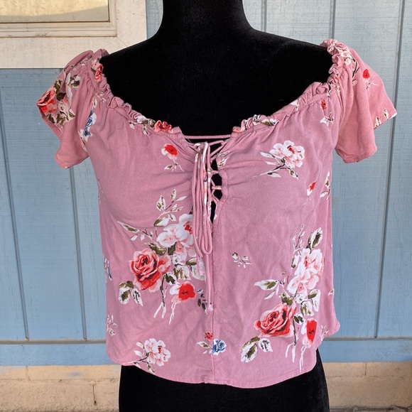 Kendall & Kylie Floral Shirt - Picture 2 of 6